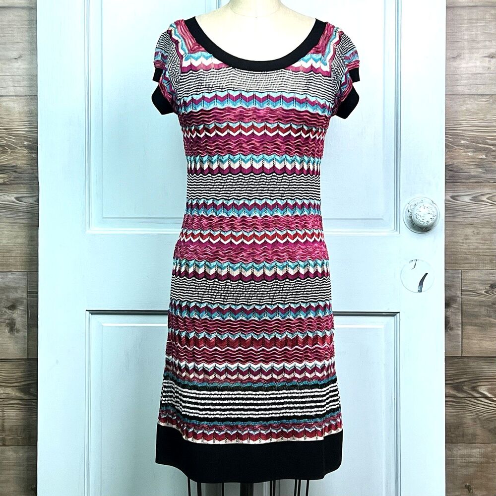 Laundry Shelli Segal Knit Dress Metallic Chevron Stripes Scoop Neck Lined Sz Sm